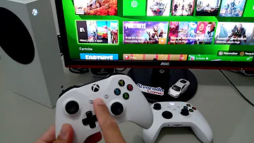 Como configurar 2 controles no Xbox séries S?