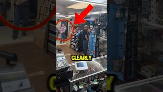 The Obvious Undercover Cop