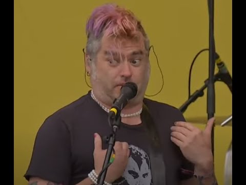 NOFX drop off the 2021 ‘Punk Rock Bowling‘ fest - Fat Mike releases statement