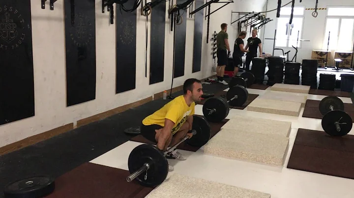 Snatch High Pulls: 40 x 10 reps by Javi González Ayuso