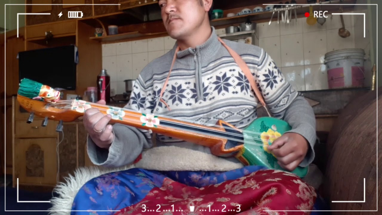 Ladakhi music dranyen / kopong