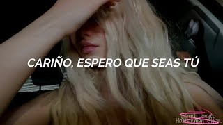 Out Of Touch - Dove Cameron (Sub. Español) Resimi