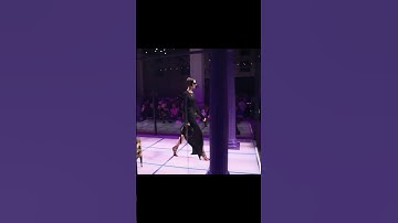 adut akech runway walk for versace
