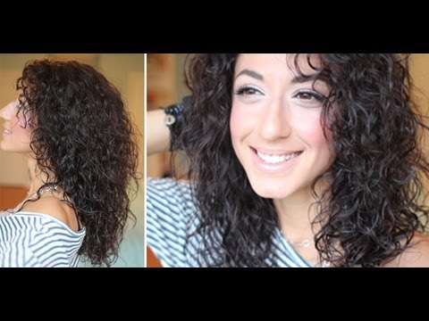 how to style naturally wavy hair