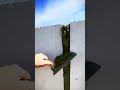 The process of cement ash caulking. Good tools improve efficiency
