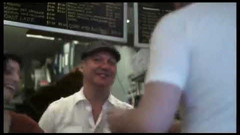 English language class: Navigate A1 - Unit 10, Université Bilingue du Congo