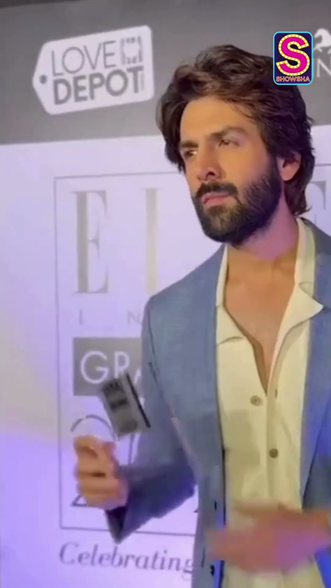 Kartik Aaryan Bags Champion Of The Year Award At A Recent Award Function | News18 | N18S #shorts