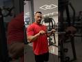 Rosca inversa no crossover #biceps #bicepsworkout #treinodebiceps #musculação #academia #exercícios