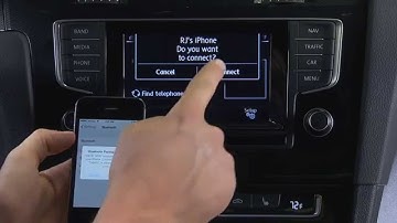 How to operate Bluetooth on a Volkswagen Golf - Pairing a Phone and Using Voice Recognition