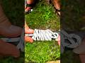 tie a knot in the hammer handle #knot #knots #knottrick #rope #ropetrick