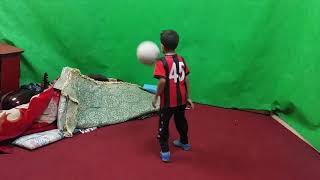 اصغر لاعب يمني روووووووووووعه