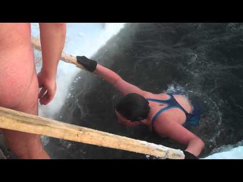 NAKED SAUNA FUN IN THE ICE - SAUNA EXTREME RUSSIAN BANJA Russian Sauna Exeprience in the Ice #sauna