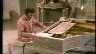 Video thumbnail of "1969 Liberace Show Tico Tico"