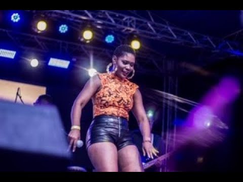 Photo Rutshelle RUTSHELLE GUILLAUME ET SA BANDE @ AYITI MIZIK FESTVAL 5 JANVIER 2018 ...