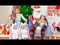 TAKING THE KIDS TO MEET SANTA CLAUSE! Bloxburg Family Roleplay