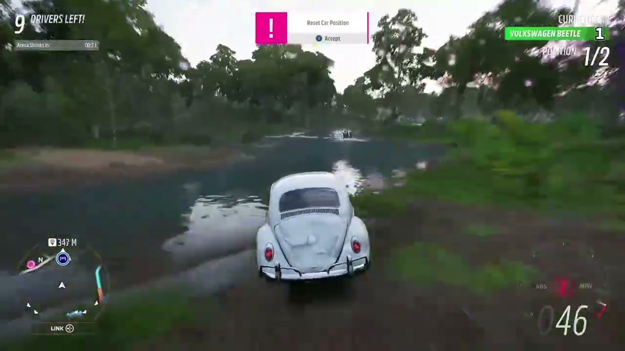 Relaxing waiting for the FS when a Lambo wanted to say hi