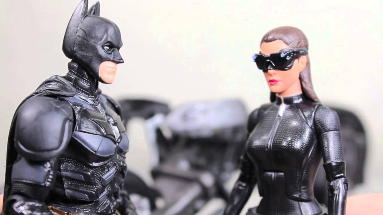 Batman the dark knigt rises CATWOMAN action figure dc comics Mattel Nuovo!