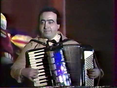 Аккордеонист Артём Арутюнян - Отрывок из концерта на Армянском телевидении, 1990 год.