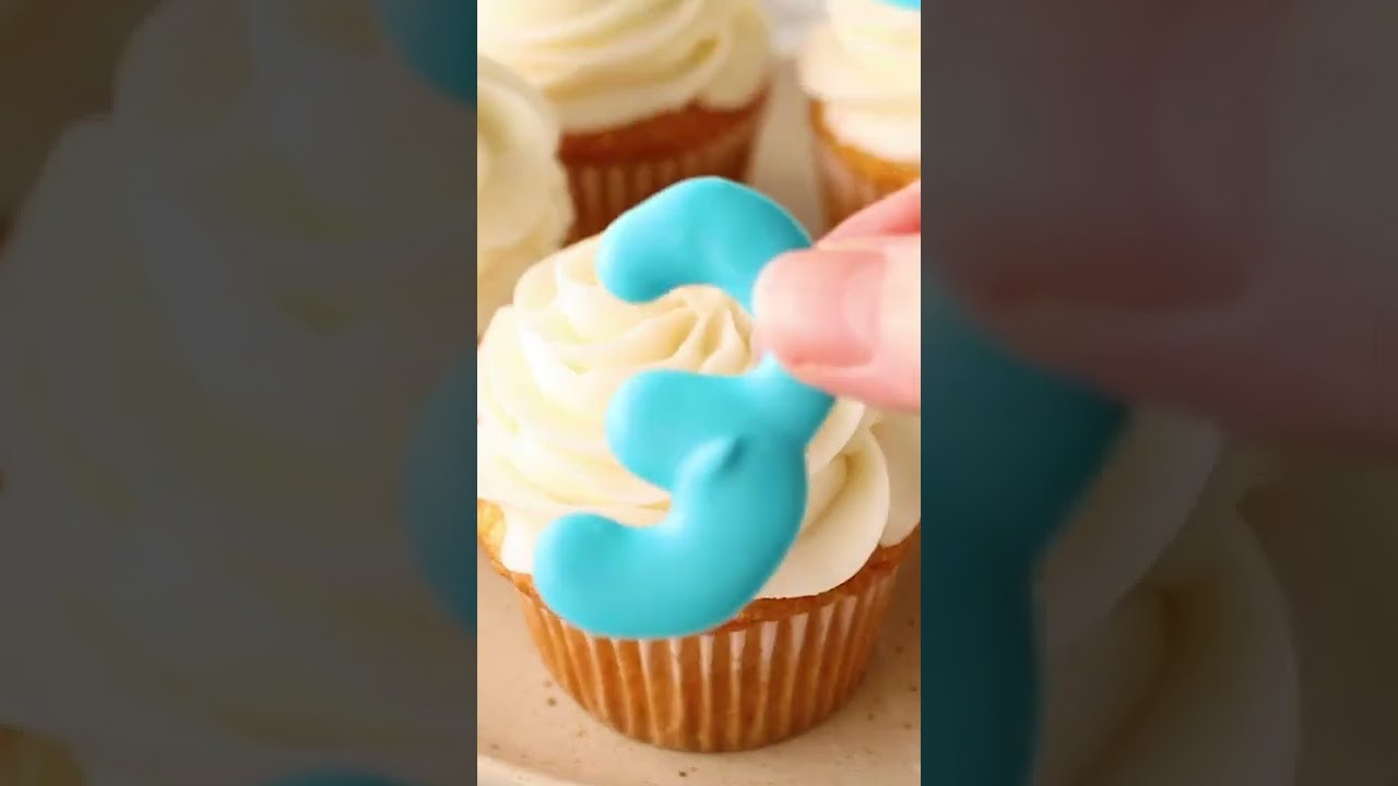 Easy Candy Melt Number Cupcake Toppers! 🧁 #foodtiktok #partyideas