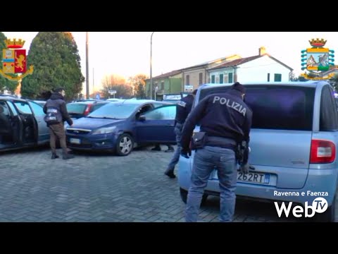 Video: Come Prendere A Pugni Un'auto Per Arresti E Restrizioni