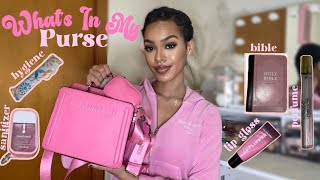 WHAT’S IN MY PURSE?👛 | Essentials EVERY Girl NEEDS & WHY! | VLOGMAS DAY 6✨