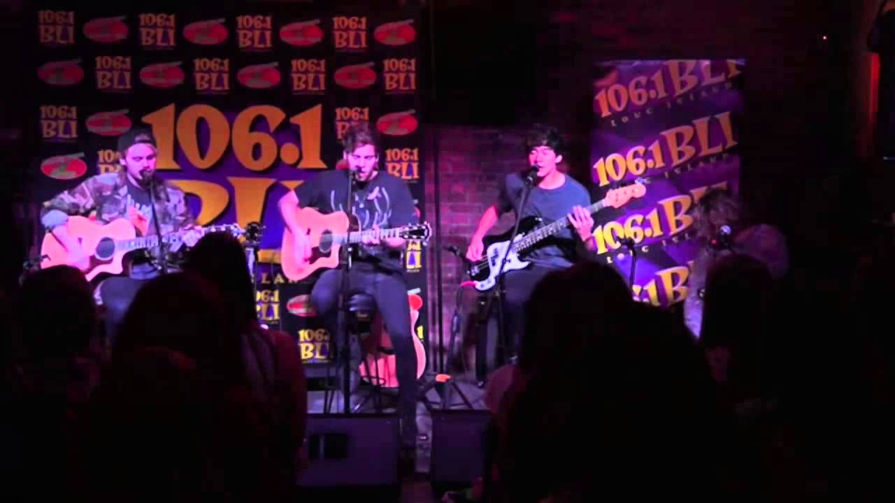 5sos acoustic cafe gig 106.1 BLI Part 1