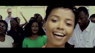 Video-Miniaturansicht von „Chorale Saint Dominique de Bujumbura - NAGANZE [Official Music Video]“