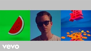 Watch Tom Vek Pushing Your Luck video