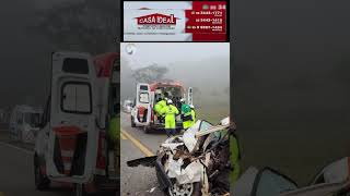 Accident on MG-290 in Pouso Alegre involving a truck and a car #accident #mg290