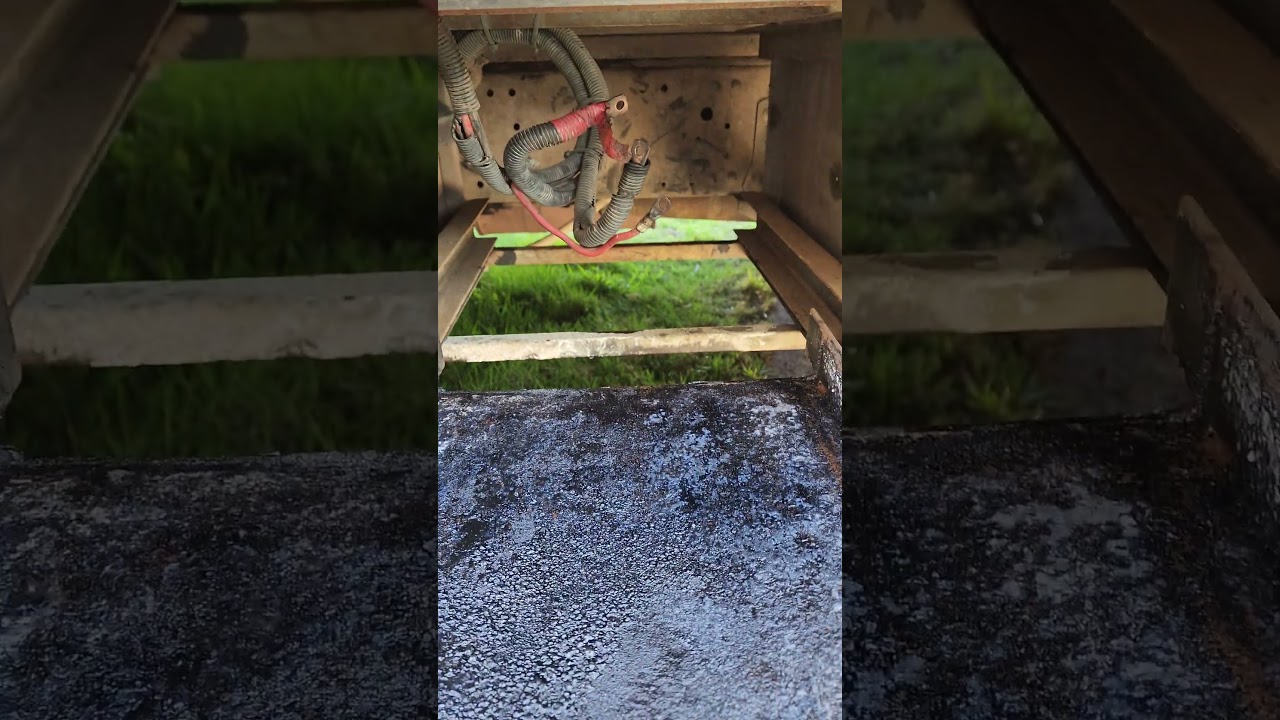 Rust Conversion on the Battery Tray on 1998 Isuzu NPR 250 – Winnebago Freeway #motorhome