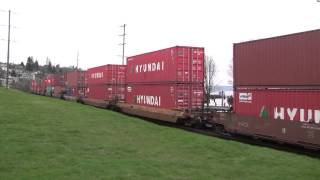 UP 4246 Leads A Stack Train @ Old Town Tacoma, WA w Canon HF11