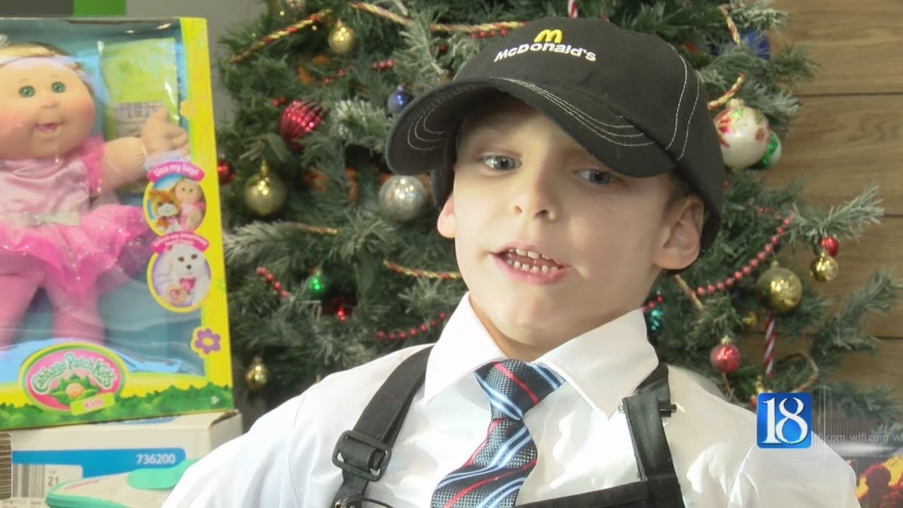 7 Year Old Gets A Job At Mcdonald S To Buy Presents For Other Kid Youtube