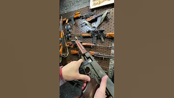 The Tommy Gun Model 1928A1 In 1 Minute Shorts 