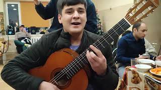 Gitara - Turkmen aydym / Kerim Biri yasyl, biri sary, biri ak
