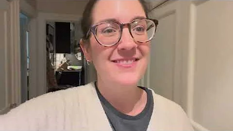 HOME FOR THE HOLIDAYS | Jaclyn Salem vlogs