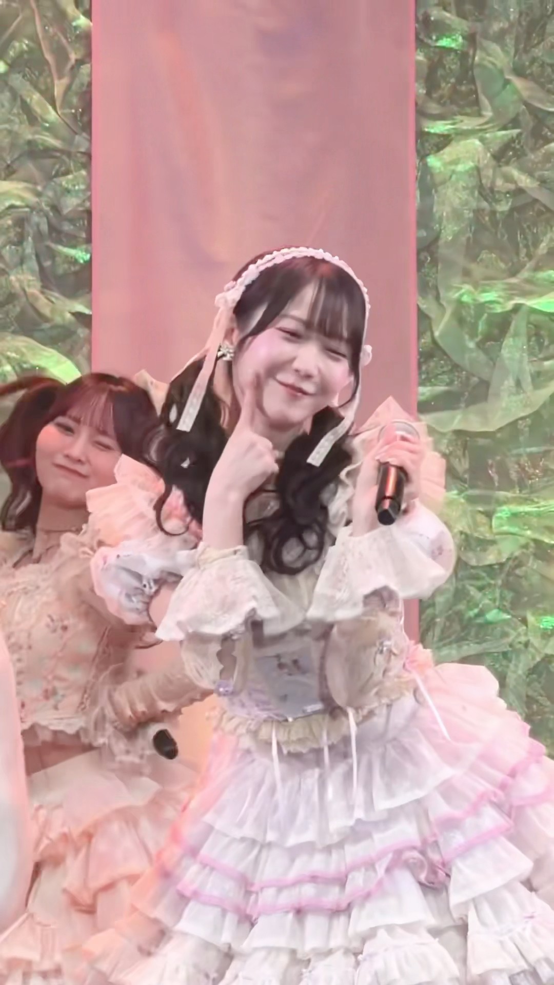 LOVE（イコールラブ）/『内緒バナシ』【MV full】Vertical video - YouTube