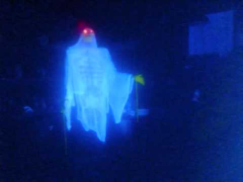 Halloween 2009 Flying Crank Ghost