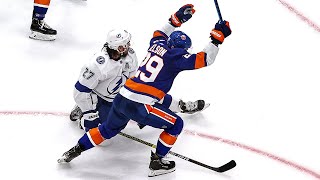 Nelson s late goal saves Islanders in Game 3