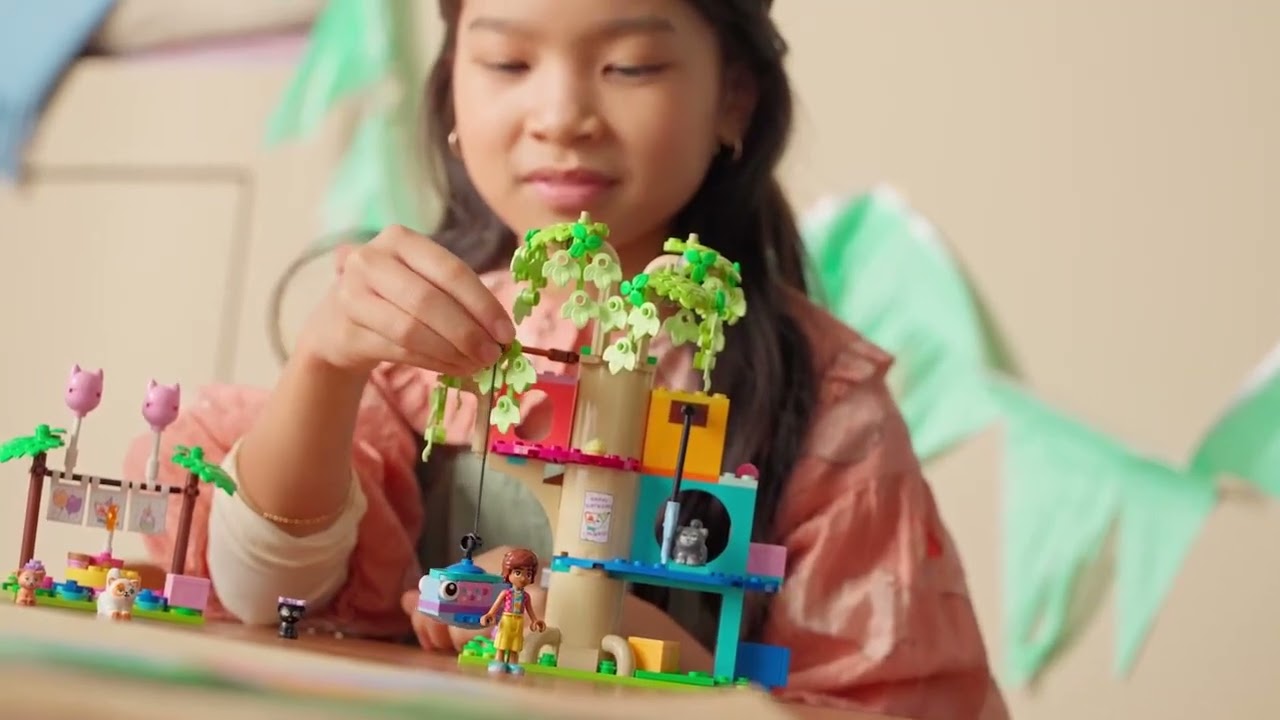 LEGO Friends День народження кота і будинок на дереві 42666 купити