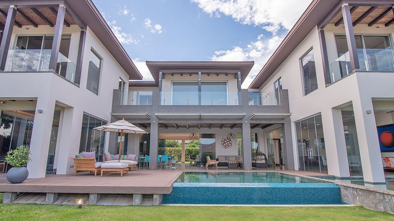 La Terrasse @ La Hacienda