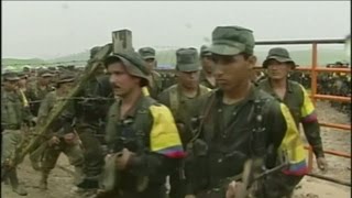 Farc-gerillan släpper alla barn under 15 år fria - Nyheterna (TV4) screenshot 5