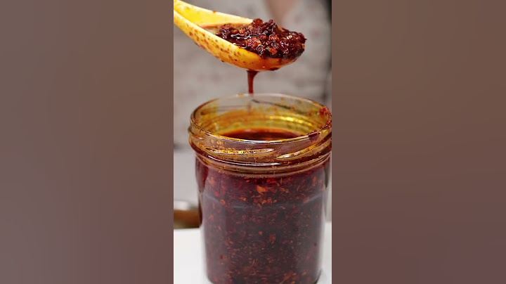 Homemade Chili Oil Recipe w/ Crunchy Garlic & Shallots!