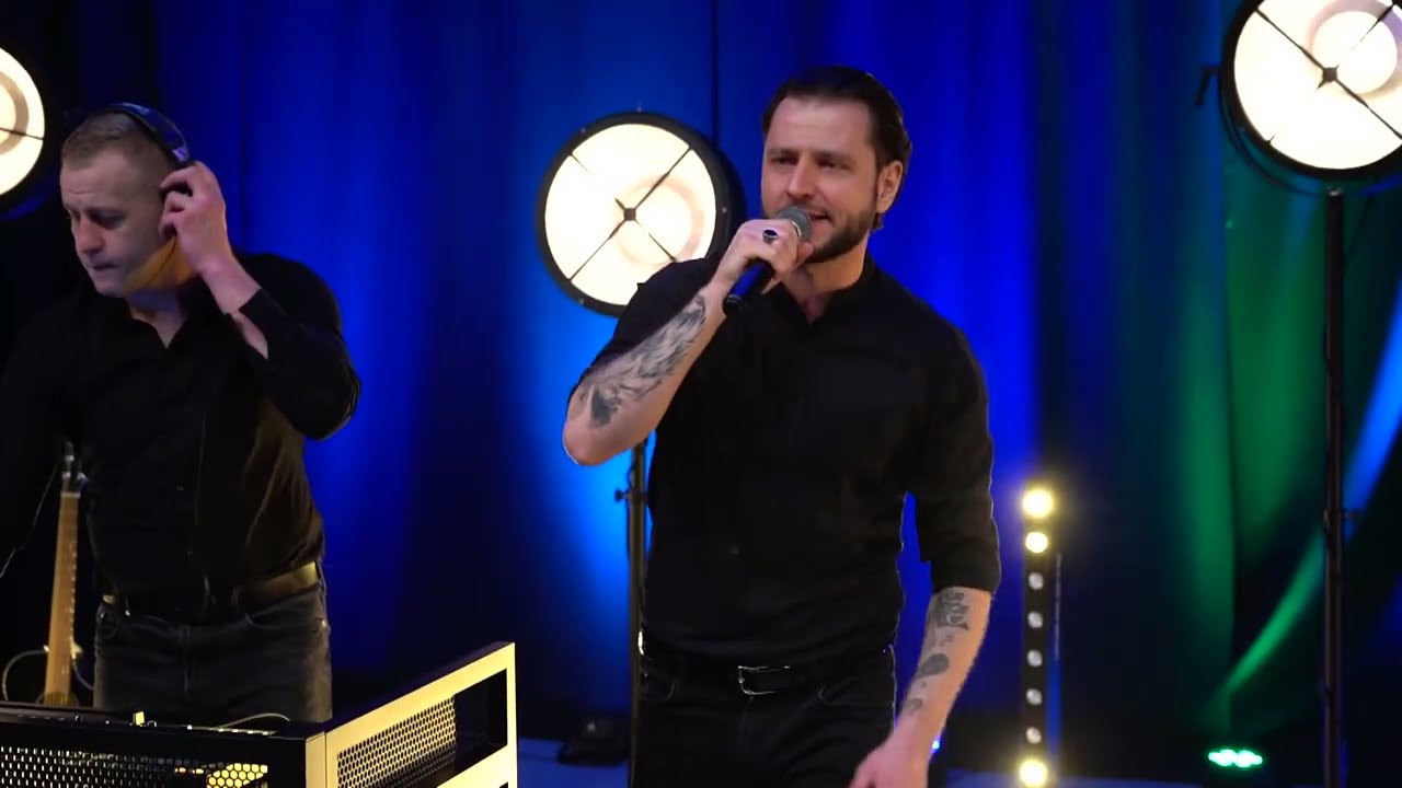 DJ  Artenso Group - DJ na wesele Sieradz, Kalisz, Wrocław, Łódź. Dj z wokalistą, saksofonem!