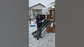 How snow fights gravity