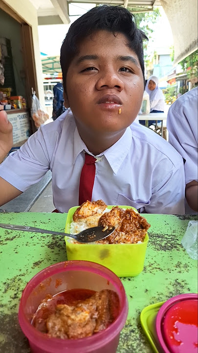 Fariz bawa bekal eh kk farel makan mie #shorts