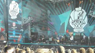 The Temper Trap - "Intro" Live @ Mtv Galicia Xacabeo 2010