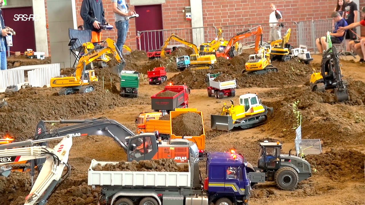 MIND BLOWING BIG RC CONSTRUCTION SITE// THE LARGEST RC CONSTRUCTION MACHINE FAIR IN GERMANY