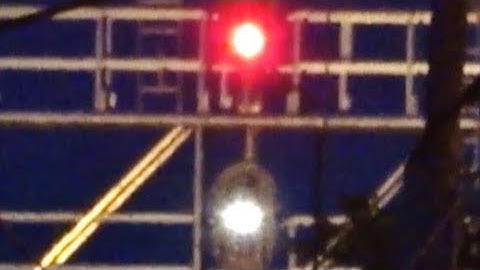 New CSX White Approach Signal Changes to Red