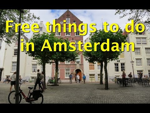 Free things to do in Amsterdam - Walk through the Hidden Garden of the Begijnhof