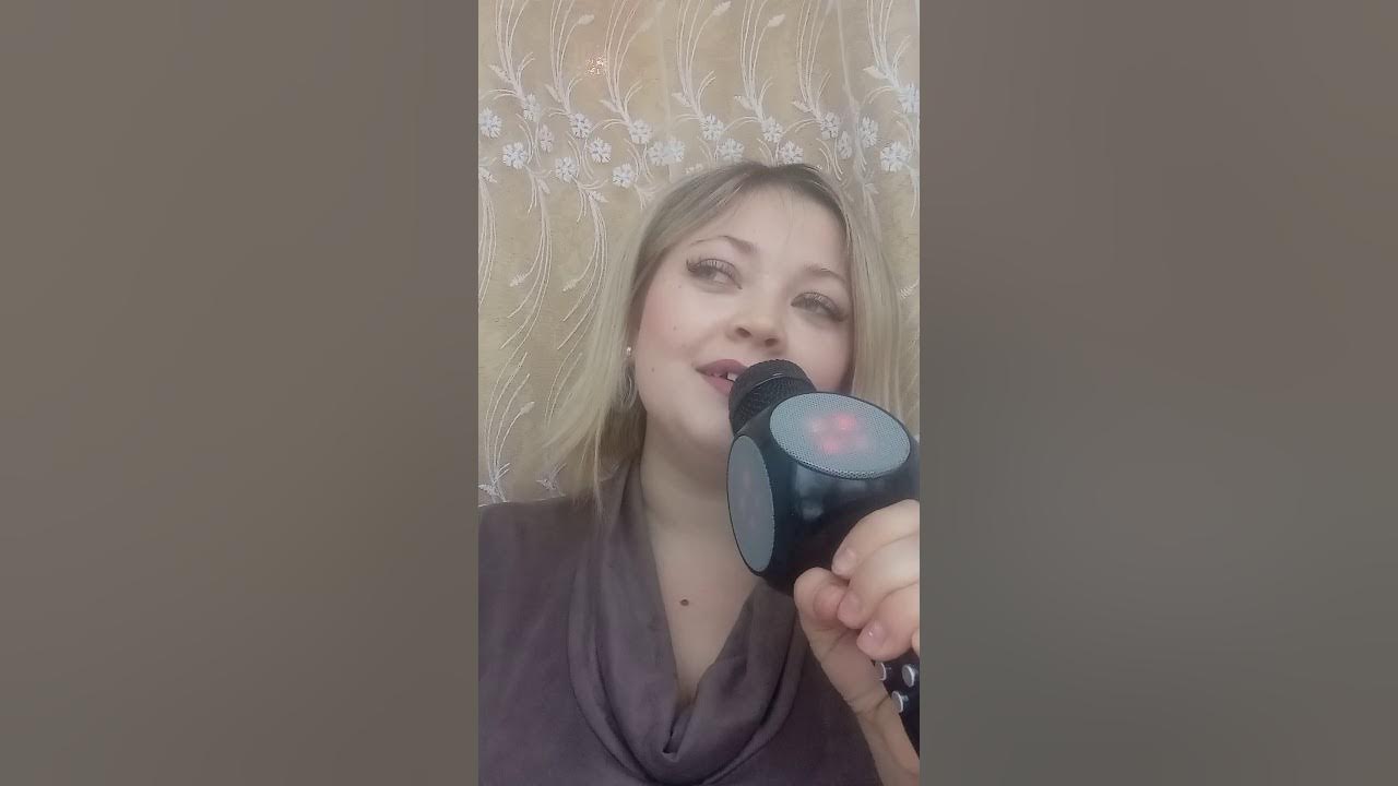 караоке мамочек. песня твой голос нежный мама. между нами любовь стихи. мама мамочка мамуля  караоке. песня твой голос нежный мама.